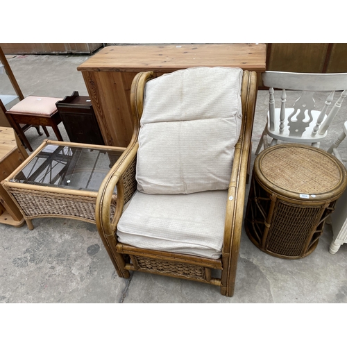 2959 - A WICKER AND BAMBOO CONSERVATORY CHAIR, GLASS TOP COFFEE TABLE