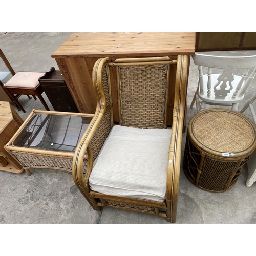 2959 - A WICKER AND BAMBOO CONSERVATORY CHAIR, GLASS TOP COFFEE TABLE