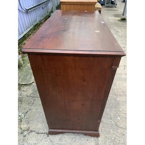 3055 - A GEORGE III MAHOGANY AND INLAID CHEST OF TWO SHORT AND THREE LONG GRADUATED DRAWERS, 46