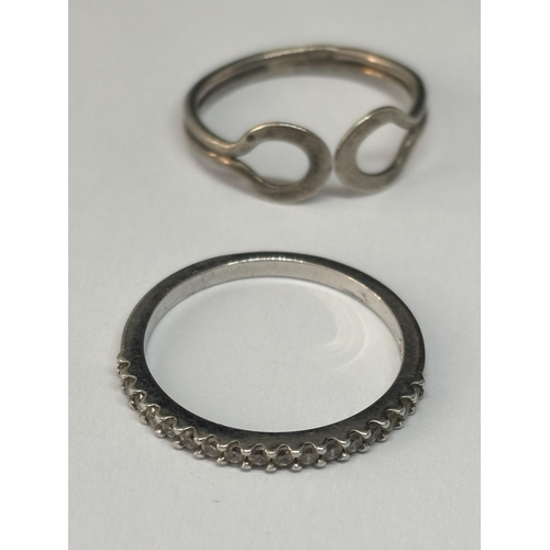 533 - SIX VARIOUS MARKED SILVER RINGS