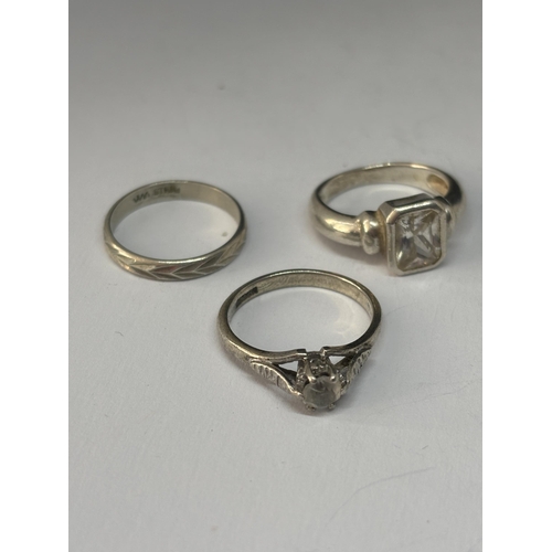 559 - FIVE VARIOUS MARKED SILVER RINGS