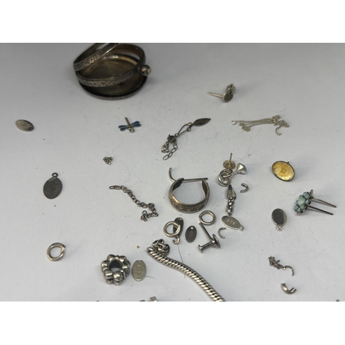 570 - VARIOUS ITEMS OF SCRAP SILVER GROSS WEIGHT 48.2 GRAMS