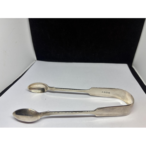 85 - A PAIR OF HALLMARKED EXETER 1869 SILVER TONGS AND TWO 1853 SPOONS GROSS WEIGHT 60.5 GRAMS