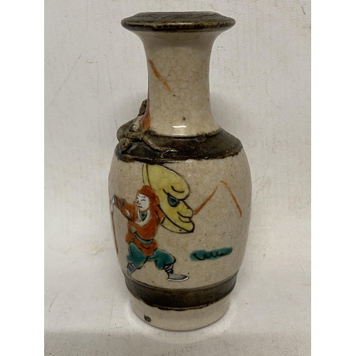 313 - A CHINESE CRACKLE GLAZE MINIATURE VASE WITH HANDPAINTED WARRIORS AND APPLIED LIZARD MOTIF TO THE SHO... 