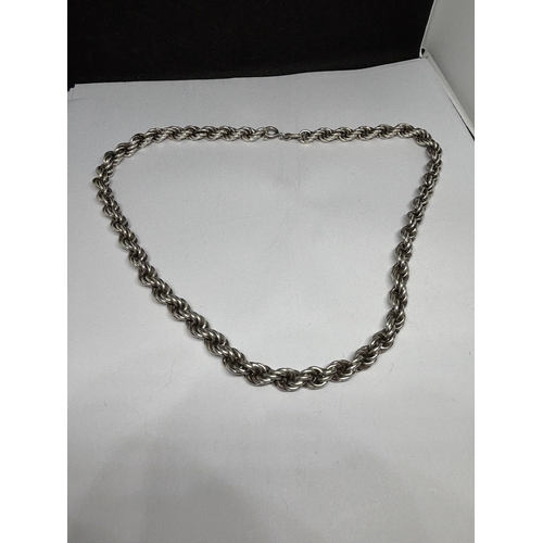 596 - A HEAVY SILVER ROPE NECKLACE LENGTH 18