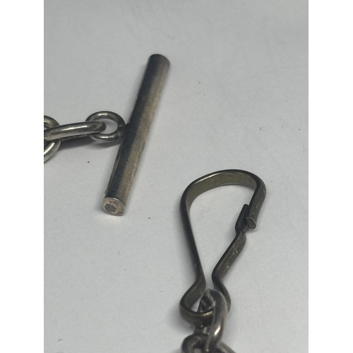 597 - A SILVER HALF ALBERT CHAIN WITH T BAR AND CLIP (CLIP NOT SILVER)