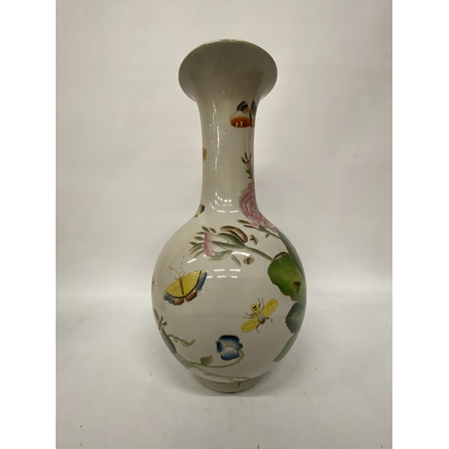 349 - A CHINESE STYLE MID-CENTURY PORCELAIN CRACKLE VASE WITH FLOWER AND BUTTERFLY DETAIL - 46.5 CM