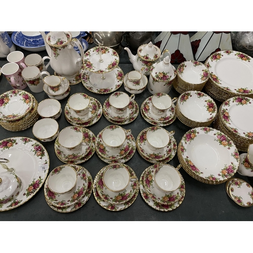 76 - A LARGE QUANTITY OF ROYAL ALBERT 'OLD COUNTRY ROSES' DINNER WARE TO INCLUDE VARIOUS SIZES OF PLATES,... 