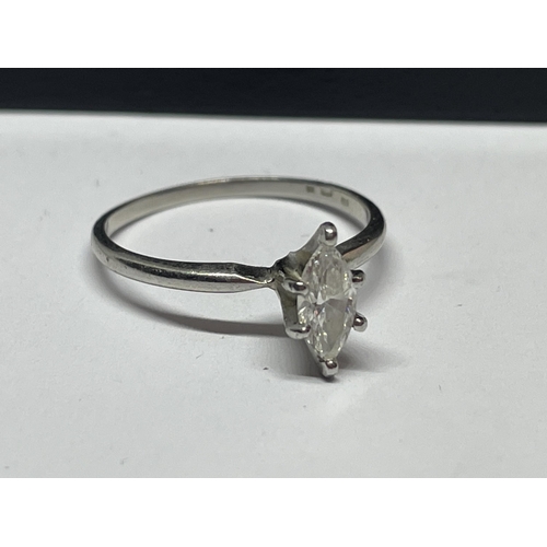 644 - A MARKED LSC 950PT RING WITH AN OVAL SHAPED TESTING TO DIAMOND STONE SIZE L/M IN A PRESENTATION BOX