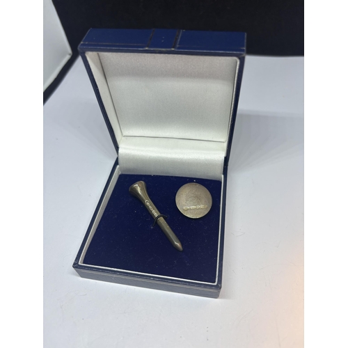 678 - A HALLMARKED BIRMINGHAM SILVER GOLF TEE AND MARKER IN A PRESENTATION BOX