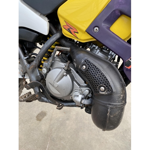 1550 - A 1996 IMPORT SUZUKI TS125 TRIALS BIKE WITH 6 GEARS, V5 DOCUMENT, MOT UNTIL SEPTEMBER 2025, STARTS A... 