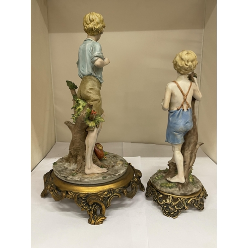 168 - A CAPODIMONTE TRIADE BENNOCCHIO FIGURE - BOY WITH CATAPULT WITH CERTIFICATE WITH A FURTHER FIGURE OF... 