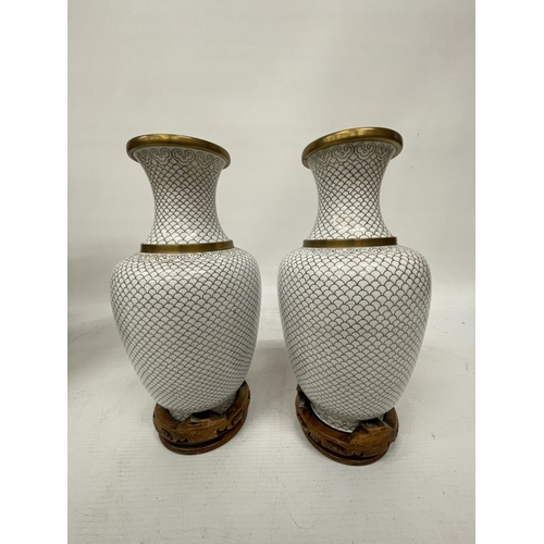 358 - A BOXED PAIR OF CHINESE HAND MADE CLOISONNE WARE VASES - WHITE MONOCHROME FISHSCALE ON COPPER ON WOO... 