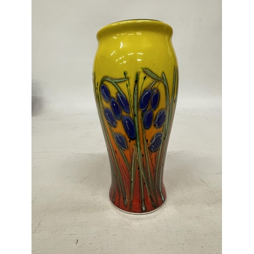 707 - AN ANITA HARRIS BLUEBELL'S VASE SIGNED IN GOLD - 18 CM