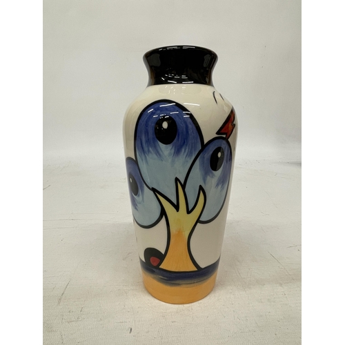 711 - A LORNA BAILEY VASE BURSLEY WAY - 20.5 CM