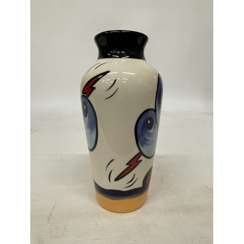 711 - A LORNA BAILEY VASE BURSLEY WAY - 20.5 CM