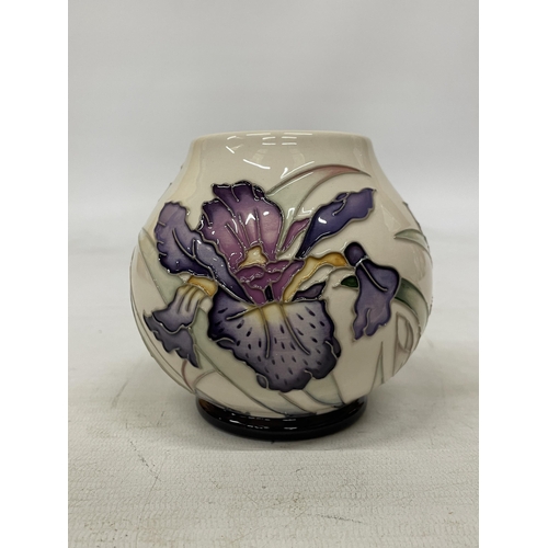 721 - A MOORCROFT PETER HEWITT VASE - NICOLA SLANEY - 10 CM