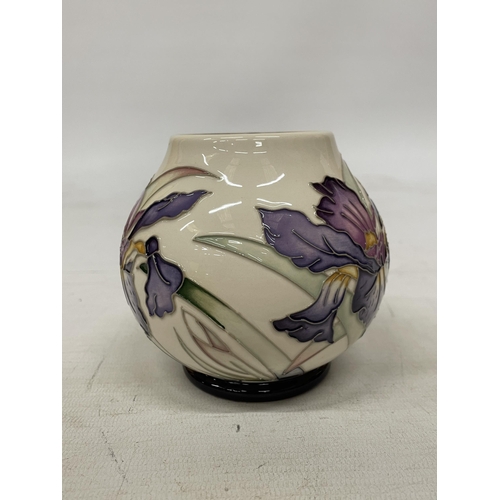 721 - A MOORCROFT PETER HEWITT VASE - NICOLA SLANEY - 10 CM