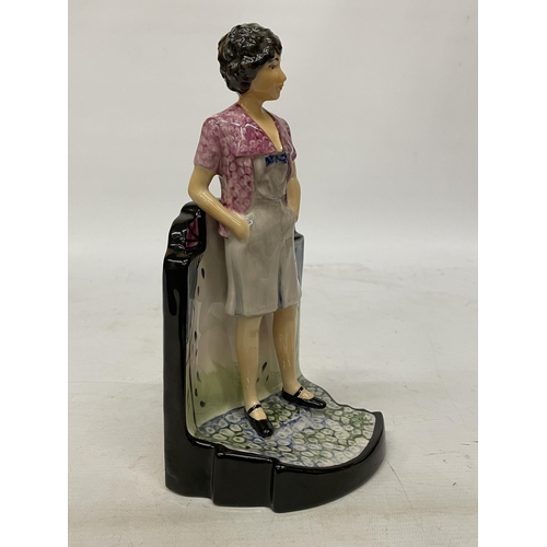 723 - A PEGGY DAVIS FIGURINE 1/1 COLOURWAY 