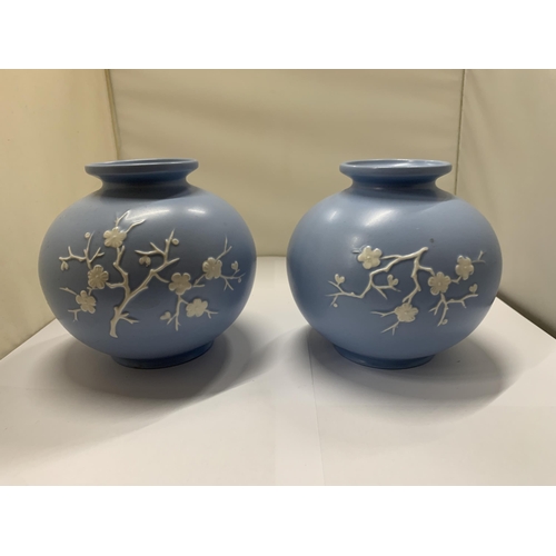 298 - A PAIR OF COPELAND SPODE CHERRY BLOSSOM VASES