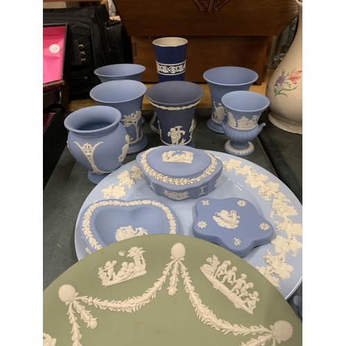 437 - EIGHTEEN PIECES OF DARK BLUE, SAGE GREEN, POWDER BLUE WEDGWOOD JASPERWARE