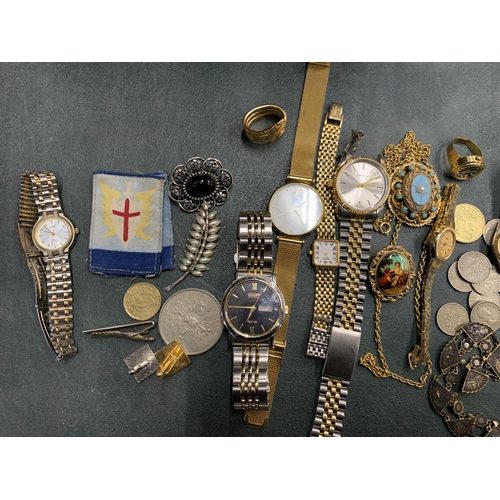 472 - A QUANTITY OF WRISTWATCHES, COSTUME JEWELLERY, COINS, ETC