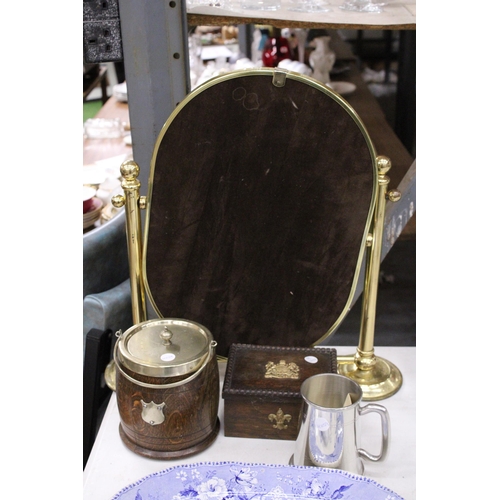 1001 - A MIXED LOT TO INCLUDE A BRASS FRAMED MIRROR, WOODEN BISCUIT BARREL AND BOX WITH MANCHESTER EMBLEM T... 