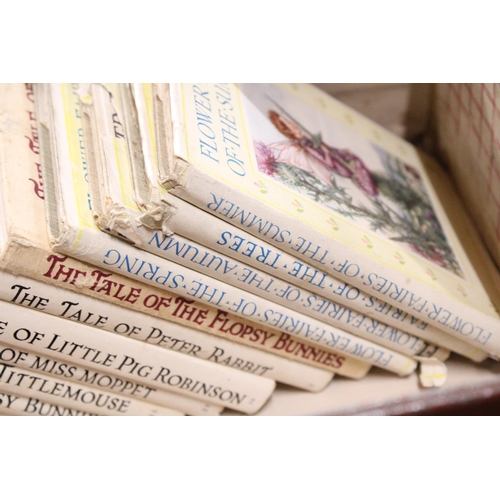 855 - A VINTAGE CASE CONTAINING A QUANTITY OF BEATRIX POTTER BOOKS, ETC