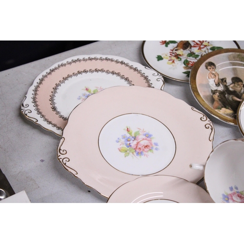 884 - A QUANTITY OF VINTAGE TEA CUPS, SAUCERS AND PLATES PLUS SIX SMALL CABINET PLATES