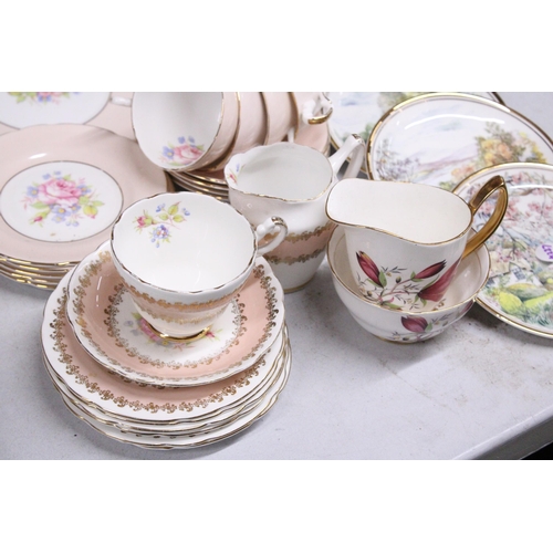 884 - A QUANTITY OF VINTAGE TEA CUPS, SAUCERS AND PLATES PLUS SIX SMALL CABINET PLATES