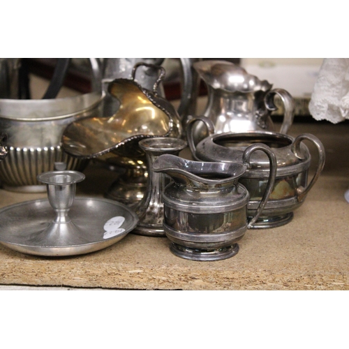 893 - A QUANTITY OF SILVER PLATED ITEMS TO INCLUDE TEAPOTS, JUGS, BOWLS, ETC