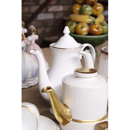 896 - A QUANTITY OF TEAWARE TO INCLUDE ROYAL DOULTON 'YORKSHIRE ROSE' CUPS AND SAUCERS, TEAPOTS, JUGS, ETC