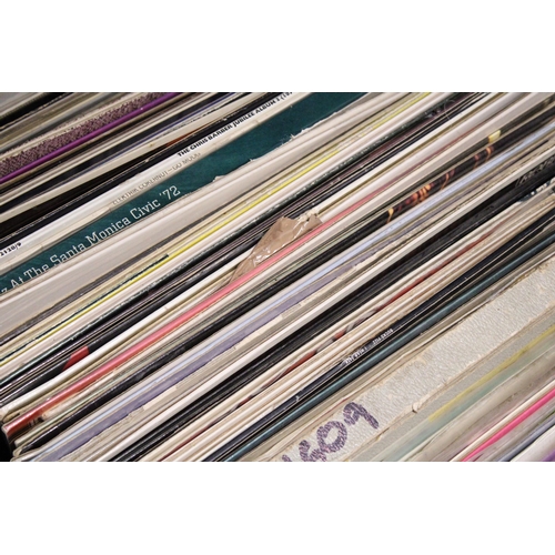 902 - A LARGE COLLECTION OF LP RECORDS TO INCLUDE THE GREAT TRADITIONAL JAZZMEN, CLEO LAINE LIVE, 40 ALL T... 