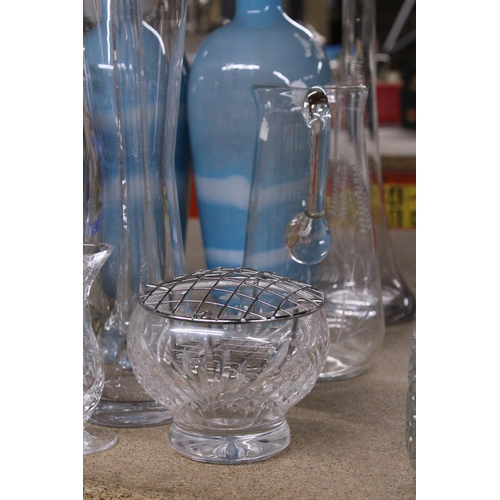 965 - A QUANTITY OF GLASSWARE TO INCLUDE LARGE VASES, JUGS, A ROSE BOWL, DOLPHIN ORNAMENT, ETC