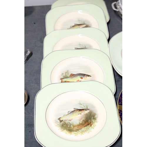 969 - A QUANTITY OF VINTAGE WOODS IVORY WARE FISH PLATES TO INCLUDE A PLATTER, SAUCE BOAT AND FIVE SIDE PL... 