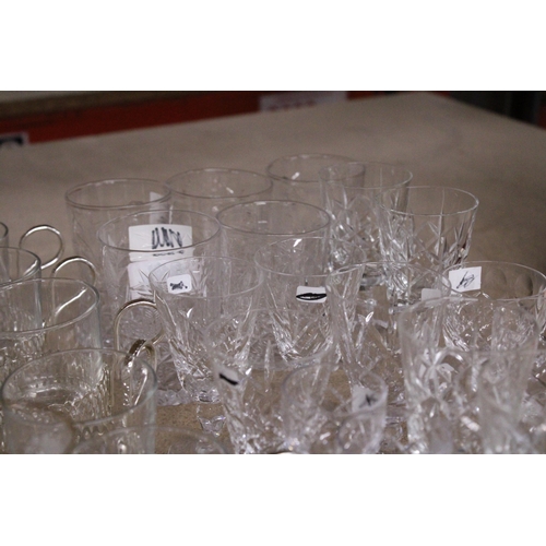 990 - A QUANTITY OF GLASSES TO INCLUDE SHERRY, PORT, ETC