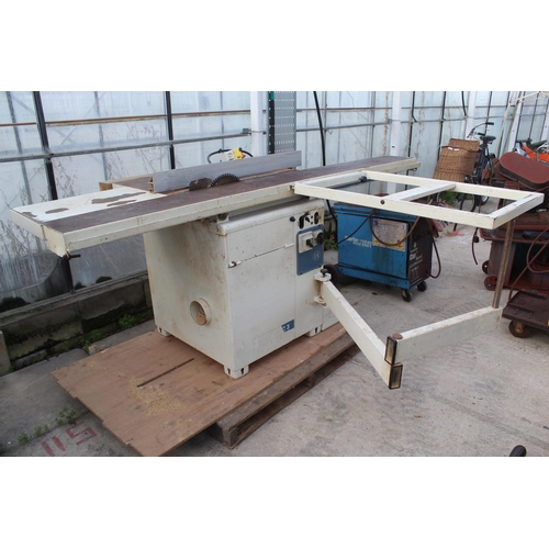 102 - 5 C M MULTI TABLE SAW WITH EXTENDABLE ARM AND BED 3 PHASE, CUTS ANGLES  NO VAT