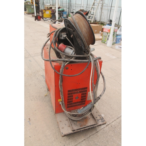 109 - 3 PHASE WELDER (MIG)  +  VAT
IN GOOD WORKING ORDER