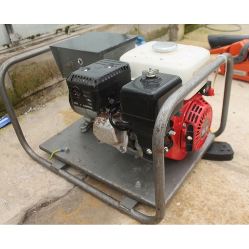 17 - HONDA GX160 GENERATOR 240/110V - WORKING ORDER  NO VAT