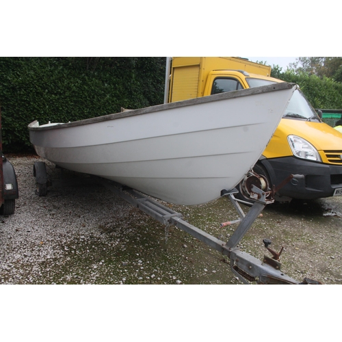 187 - A DRASCOMBE LUGGER BOAT & BOAT TRAILER SPEC LENGTH 5.72M WATERLINE LENGTH 4.57M BEAM1.9M SAILING WEI... 