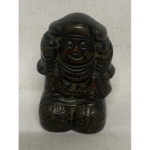 319 - A VINTAGE  JAPANESE FIGURE OF 