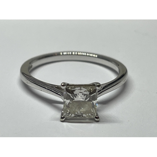 639 - A MARKED 9 CARAT WHITE GOLD RING WITH SQUARE STONE TESTING TO DIAMOND IN A PRESENTATION BOX