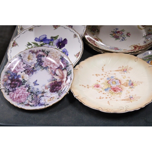 838 - A QUANTITY OF VINTAGE PLATES, ETC