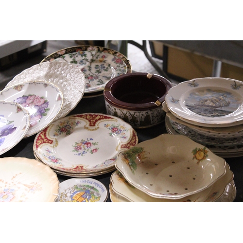 838 - A QUANTITY OF VINTAGE PLATES, ETC