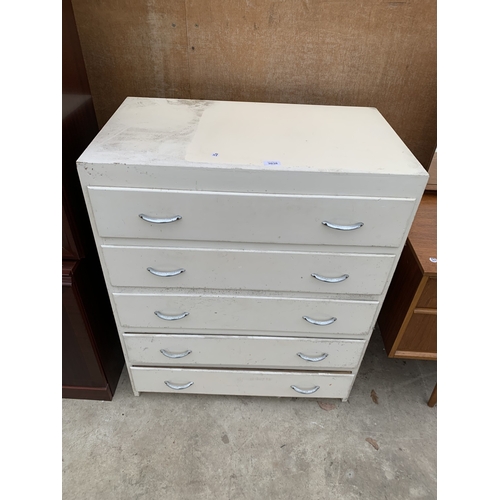 3038 - A MID 20TH CENTURY WHITE CHEST OF THREE DRAWERS 30