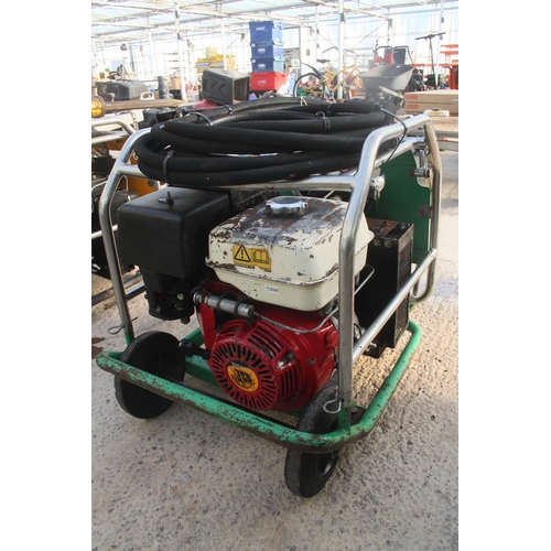 125 - A JCB BEAVER PACK/BREAKER  NO  VAT