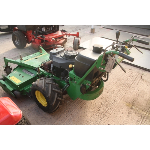 130 - JOHN DEERE MOWER, GOOD RUNNER NEEDS NEW DRIVE BELT  + VAT