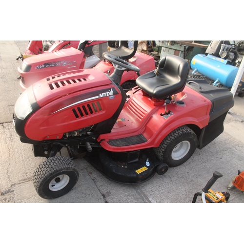 134 - MTD LN155 RIDE ON MOWER  + VAT