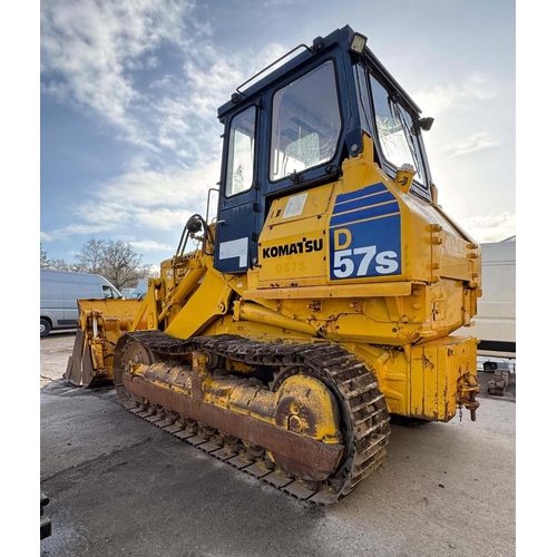 201 - A 1989 KOMATSU D575 DOZER, 5.6K HOURS,  IN GOOD WORKING ORDER BUT NO WARRANTY GIVEN - PLUS VAT