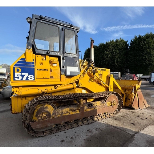 201 - A 1989 KOMATSU D575 DOZER, 5.6K HOURS,  IN GOOD WORKING ORDER BUT NO WARRANTY GIVEN - PLUS VAT